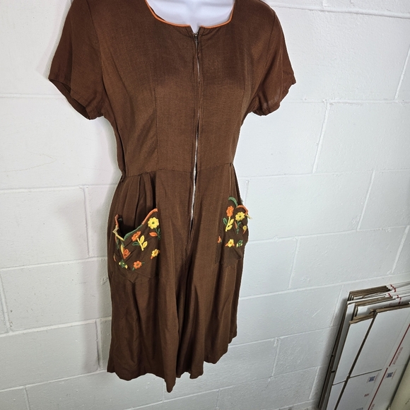 Vtg 60s Brown Embroidered Floral Pockets Shorts Romper Jumpsuit - Picture 6 of 11